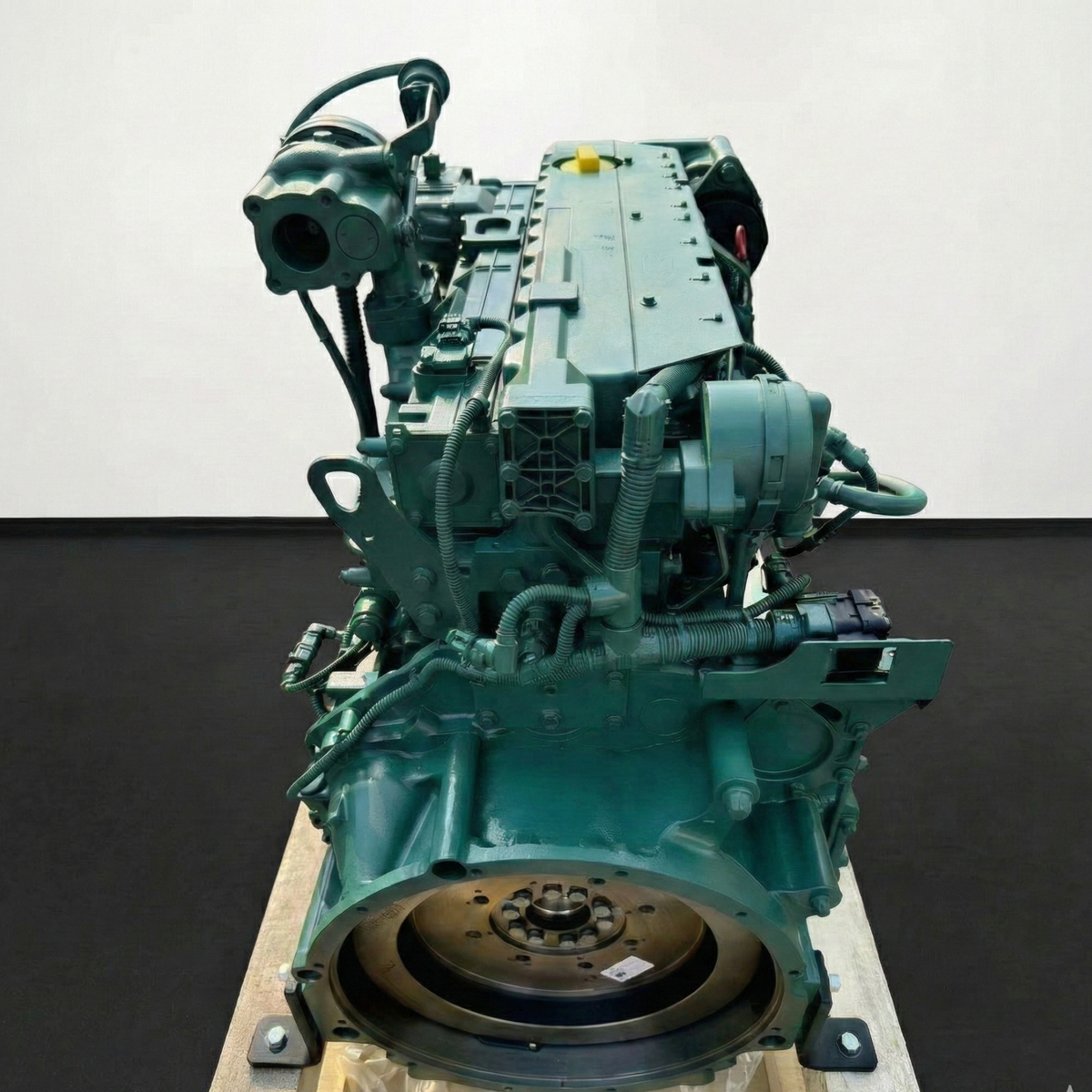 Volvo D6E Engine Assembly - Remanufactured